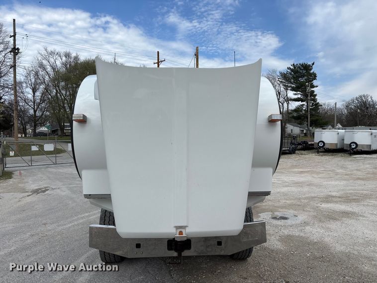 image for item EO4139 2012 Kenworth T800 roll-off container truck