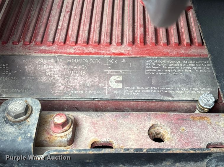 image for item EO4139 2012 Kenworth T800 roll-off container truck