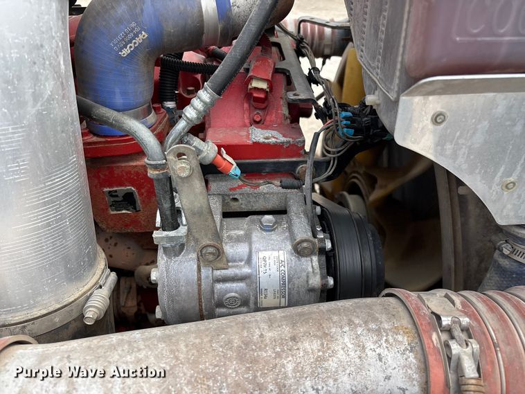 image for item EO4139 2012 Kenworth T800 roll-off container truck