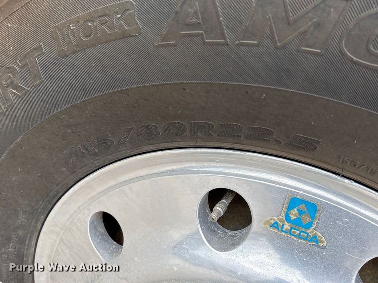 image for item EO4139 2012 Kenworth T800 roll-off container truck