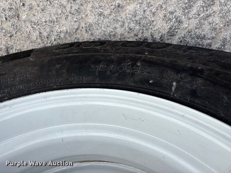 image for item EO4139 2012 Kenworth T800 roll-off container truck