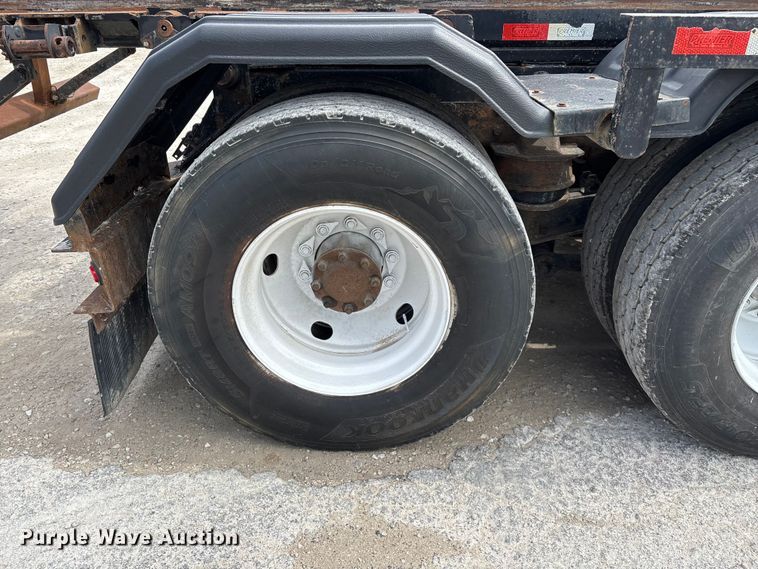 image for item EO4139 2012 Kenworth T800 roll-off container truck