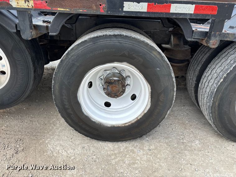 image for item EO4139 2012 Kenworth T800 roll-off container truck