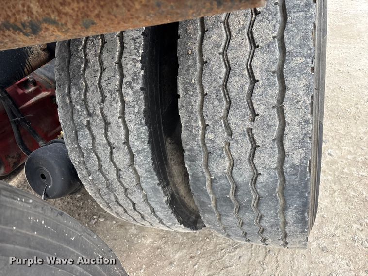 image for item EO4139 2012 Kenworth T800 roll-off container truck