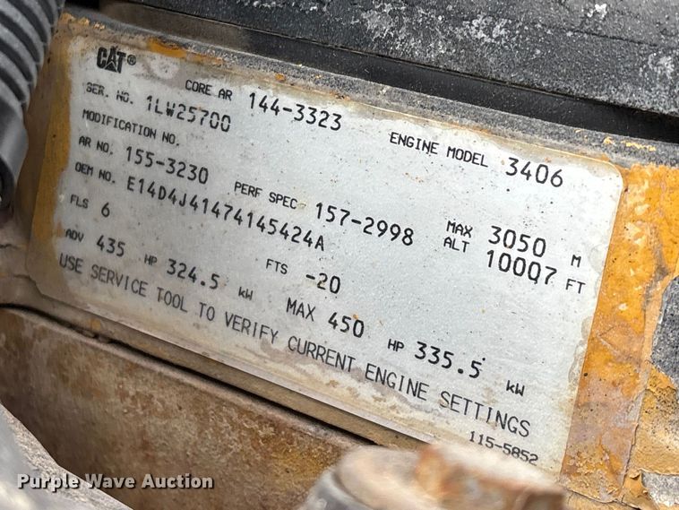 image for item EO4140 1999 Peterbilt 379 semi truck