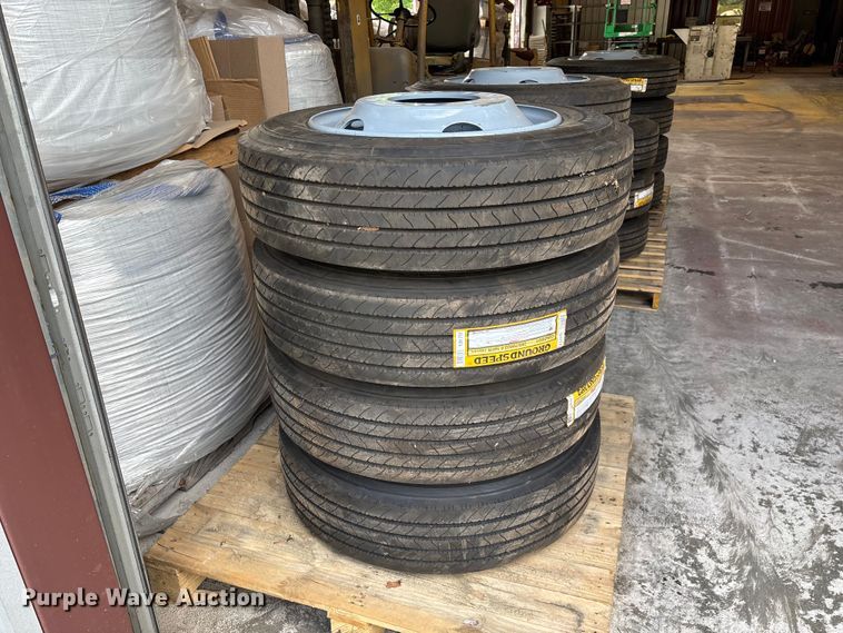 image for item EO4208 (15) Ground speed 255/70R22.5 tires and wheels