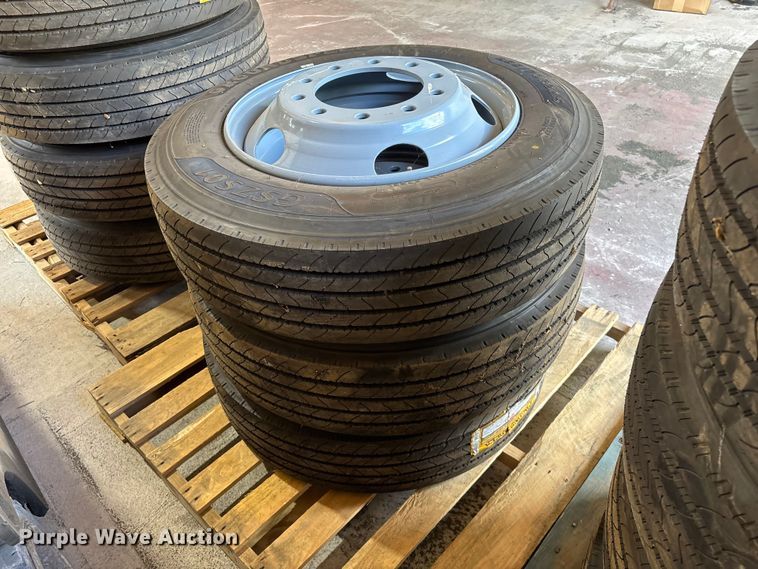 image for item EO4208 (15) Ground speed 255/70R22.5 tires and wheels
