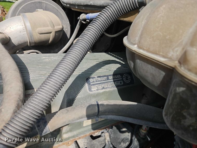 image for item EO7280 2006 Freightliner Columbia semi truck