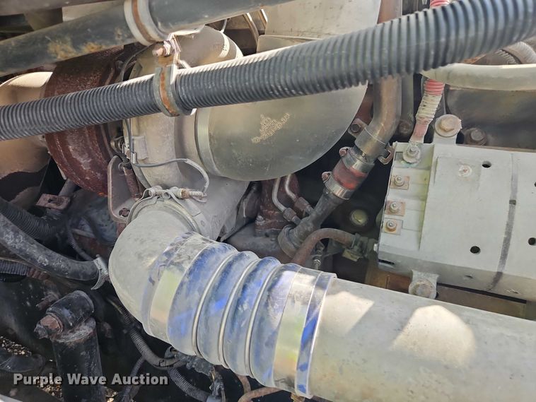 image for item EO7280 2006 Freightliner Columbia semi truck