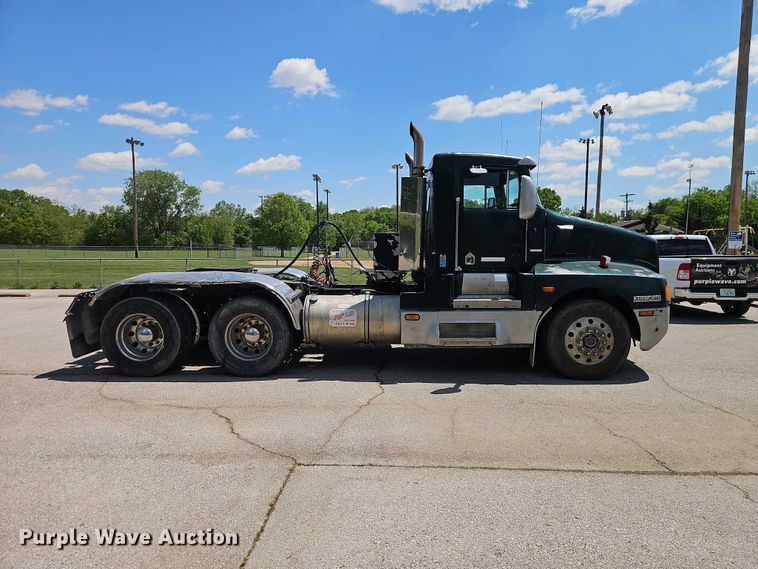 image for item EO7303 1993 Kenworth T660 semi truck