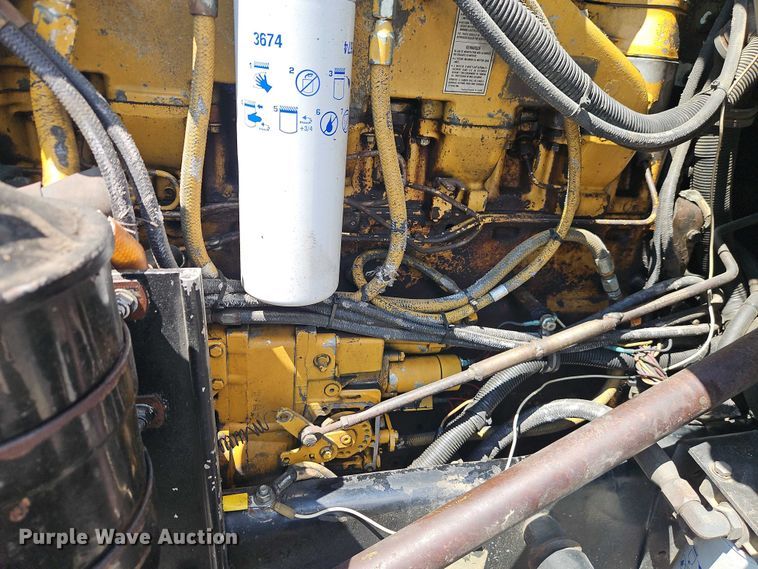 image for item EO7303 1993 Kenworth T660 semi truck