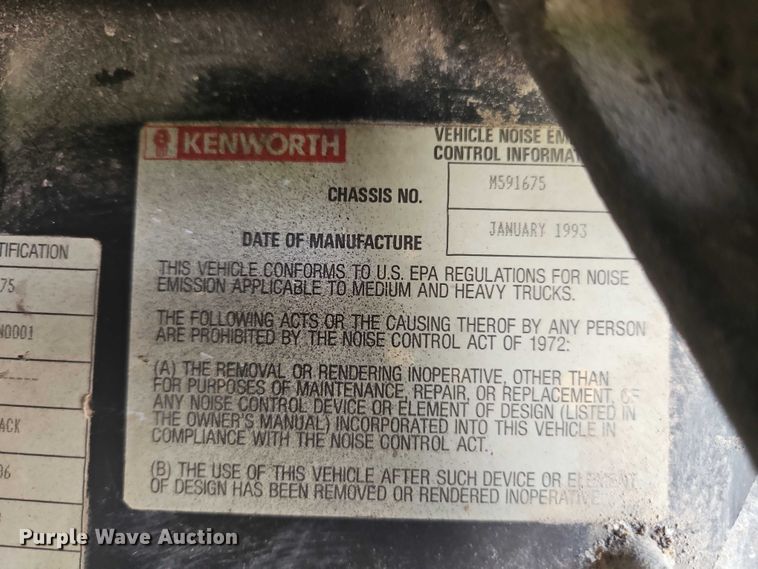 image for item EO7303 1993 Kenworth T660 semi truck