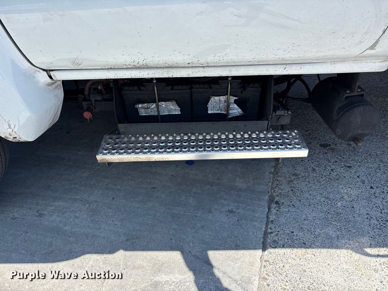 image for item ER7564 2022 Chevrolet GM515 rollback truck
