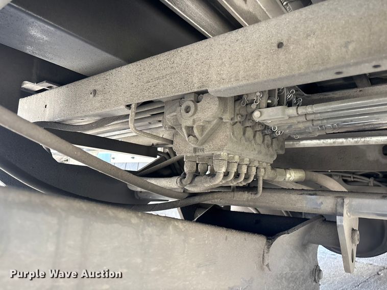 image for item ER7564 2022 Chevrolet GM515 rollback truck