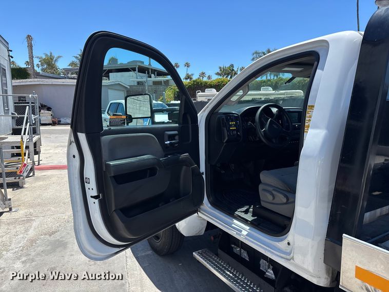 image for item ER7564 2022 Chevrolet GM515 rollback truck