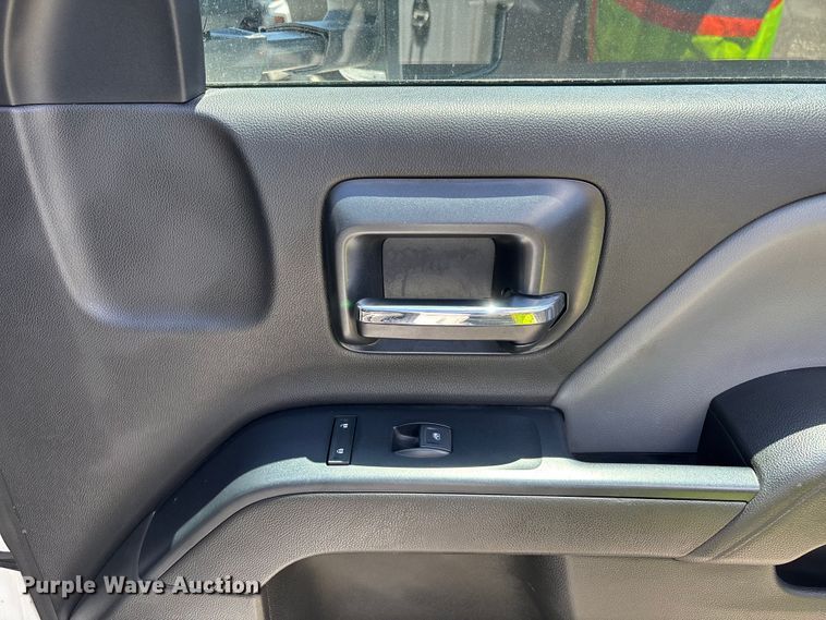 image for item ER7564 2022 Chevrolet GM515 rollback truck