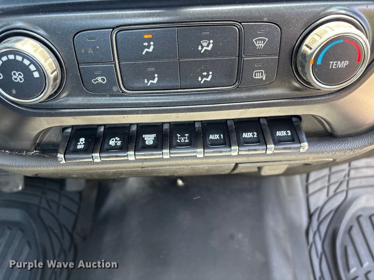 image for item ER7564 2022 Chevrolet GM515 rollback truck