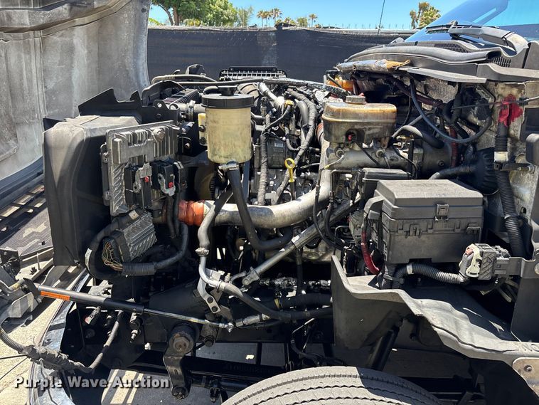 image for item ER7564 2022 Chevrolet GM515 rollback truck