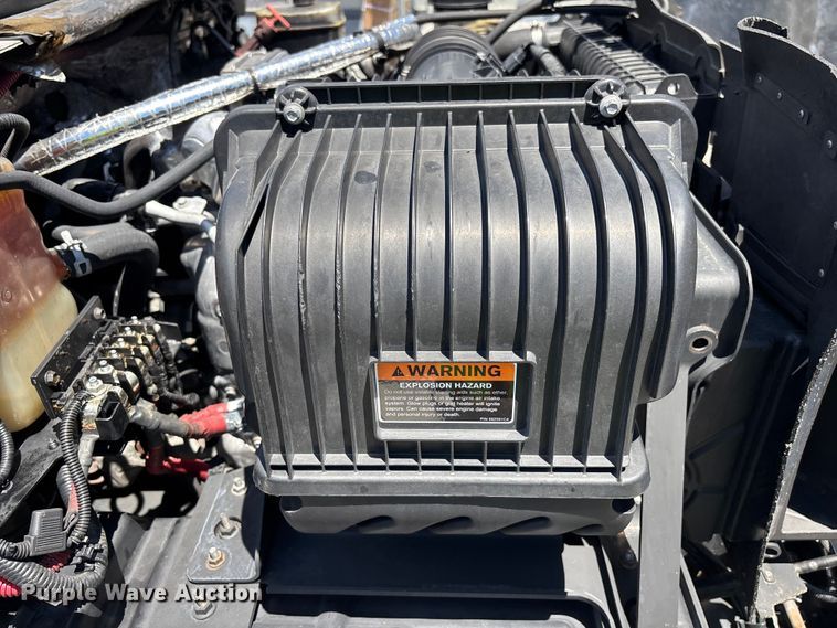 image for item ER7564 2022 Chevrolet GM515 rollback truck
