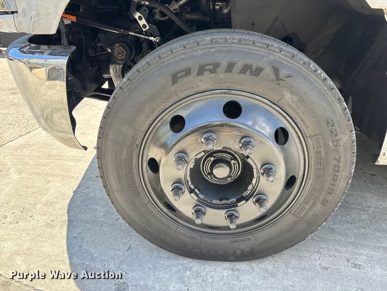 image for item ER7564 2022 Chevrolet GM515 rollback truck