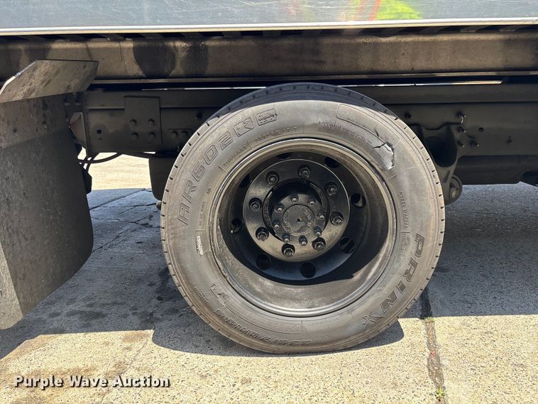 image for item ER7564 2022 Chevrolet GM515 rollback truck