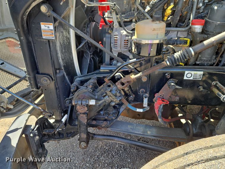 image for item ET5042 2016 Kenworth T680 semi truck