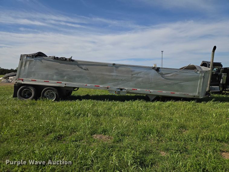 image for item ET5061 2014 Travis Body & Trailer INC Travis SY96 end dump trailer