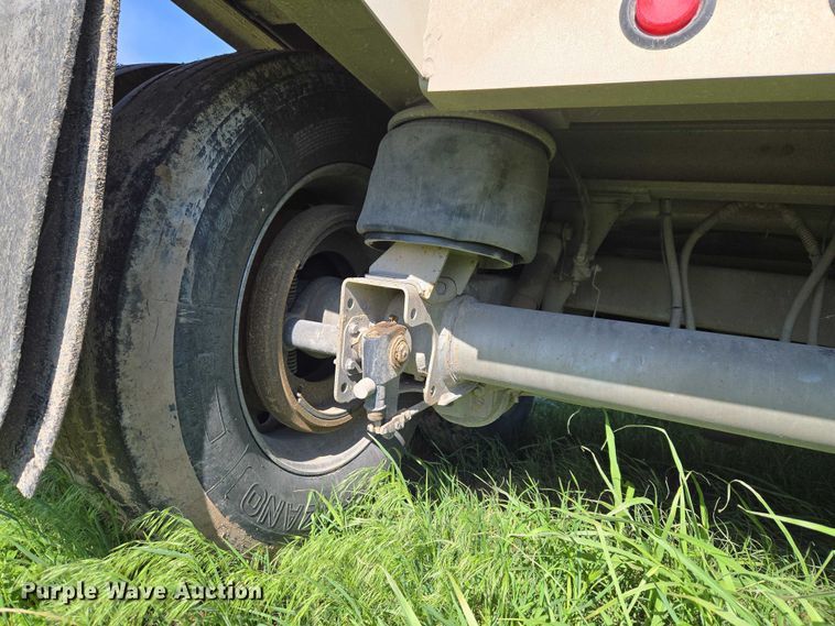 image for item ET5061 2014 Travis Body & Trailer INC Travis SY96 end dump trailer