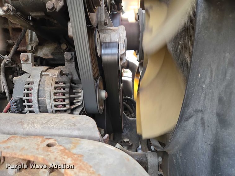 image for item ET5161 2015 Freightliner Cascadia semi truck