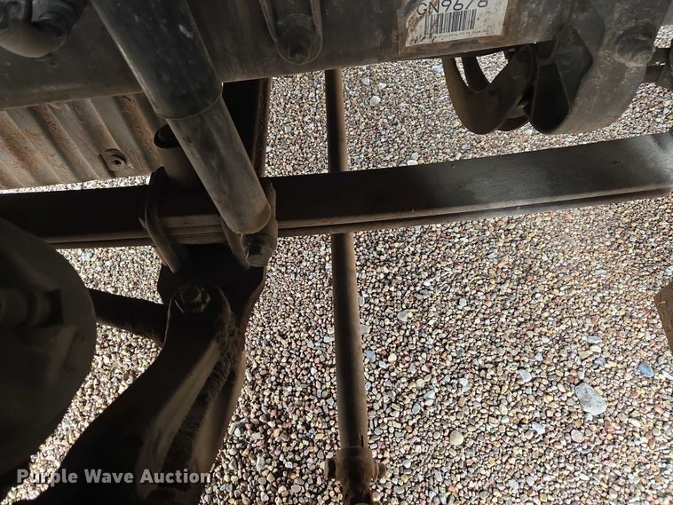 image for item ET5165 2015 Freightliner Cascadia semi truck