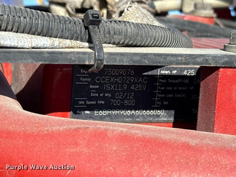 image for item ET6035 2013 Peterbilt 365 semi truck