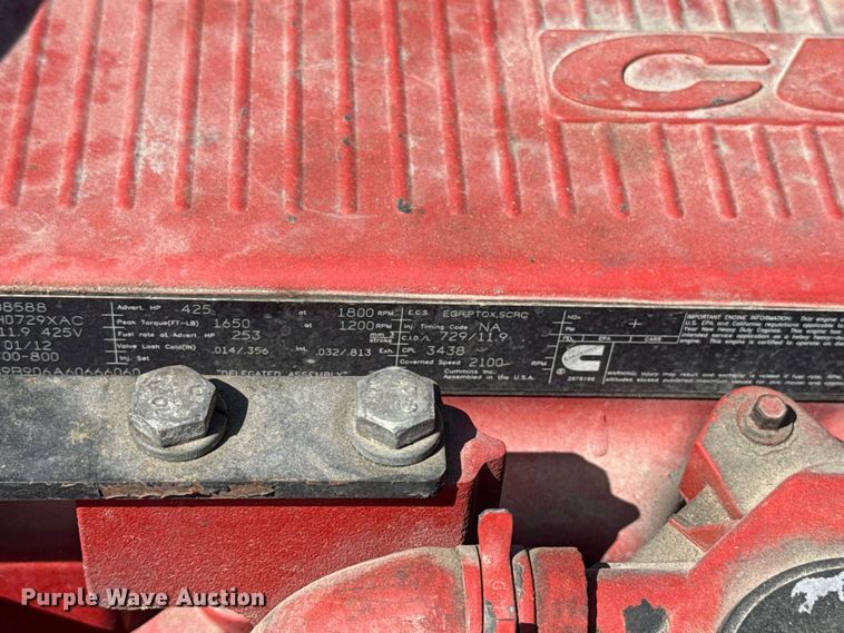 image for item ET6036 2013 Peterbilt 365 semi truck