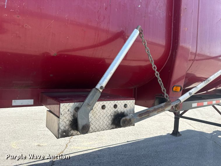 image for item ET6037 2015 Construction Trailer Specialists EHRD40 end dump trailer