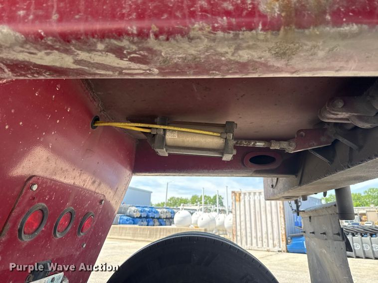 image for item ET6037 2015 Construction Trailer Specialists EHRD40 end dump trailer