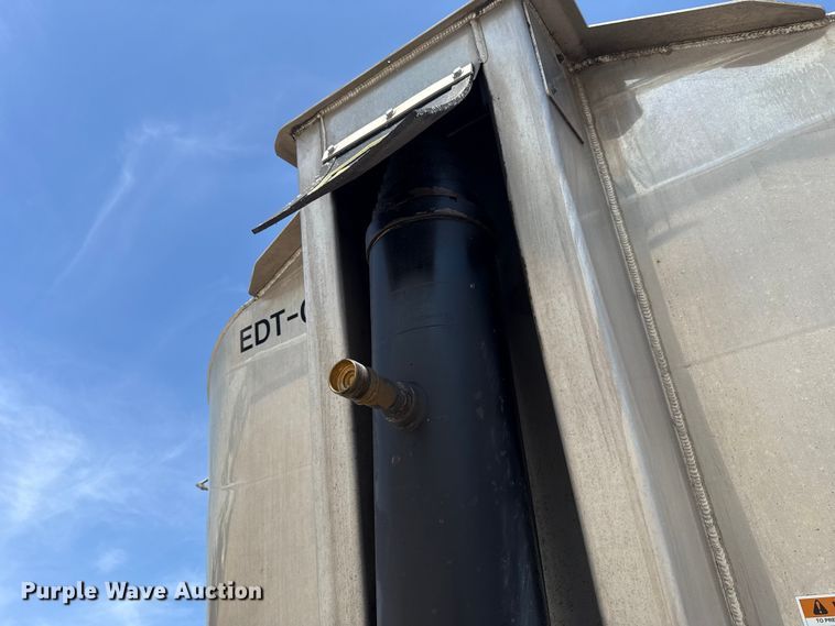 image for item ET6038 2018 Mac Trailer Manufacturing end dump trailer