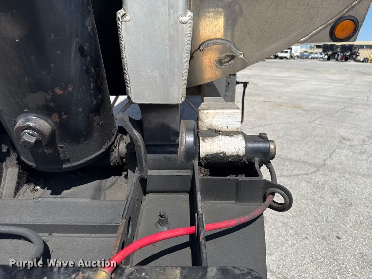 image for item ET6038 2018 Mac Trailer Manufacturing end dump trailer