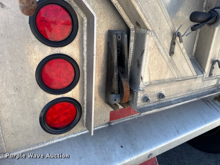 image for item ET6038 2018 Mac Trailer Manufacturing end dump trailer