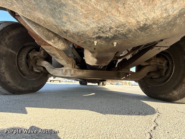 image for item ET6043 2014 Volvo VNL semi truck