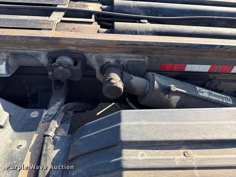 image for item ET6043 2014 Volvo VNL semi truck