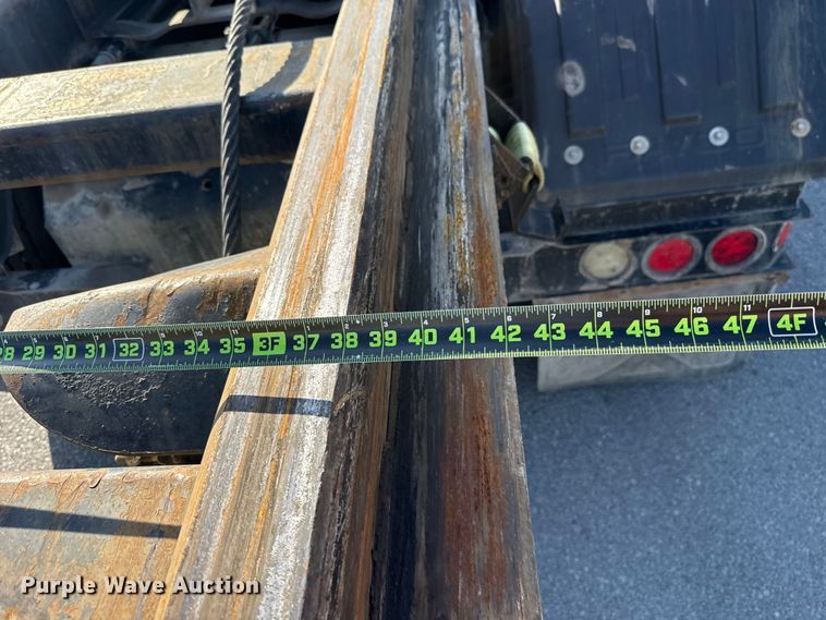 image for item ET6043 2014 Volvo VNL semi truck