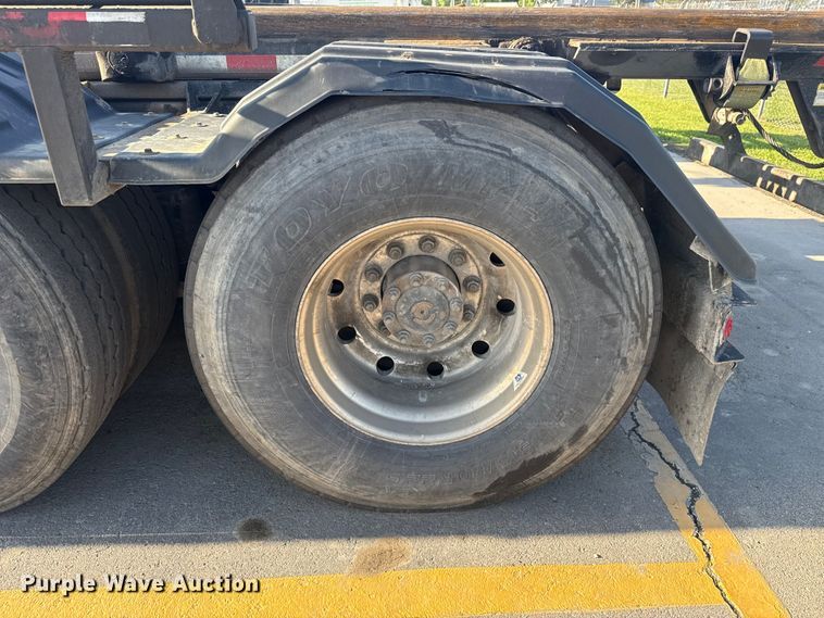 image for item ET6043 2014 Volvo VNL semi truck