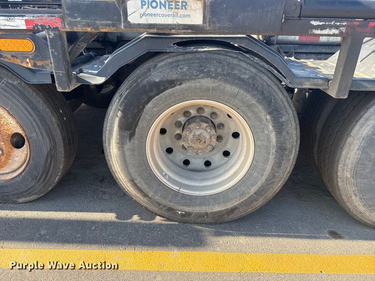 image for item ET6043 2014 Volvo VNL semi truck