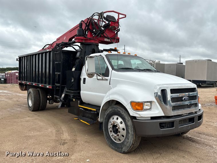 image for item EU0563 2011 Ford F-750 grapple truck