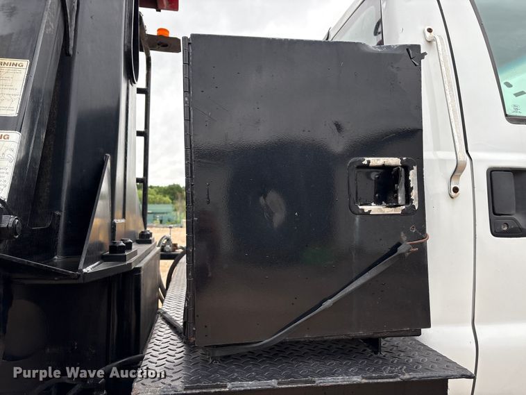image for item EU0563 2011 Ford F-750 grapple truck