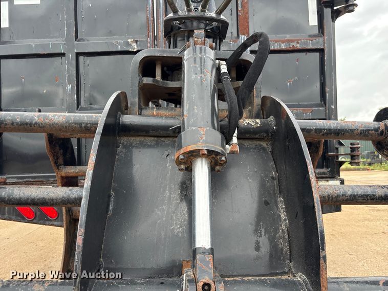 image for item EU0563 2011 Ford F-750 grapple truck