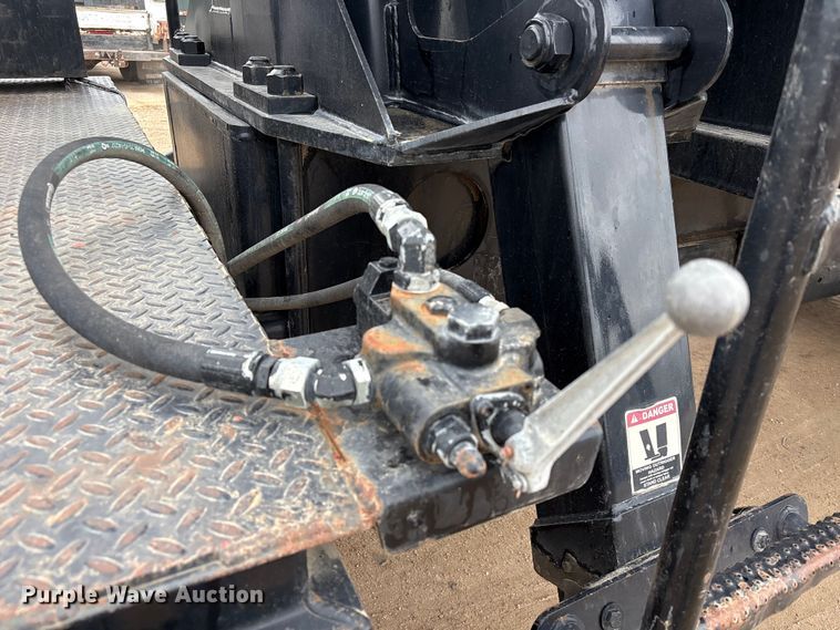 image for item EU0563 2011 Ford F-750 grapple truck