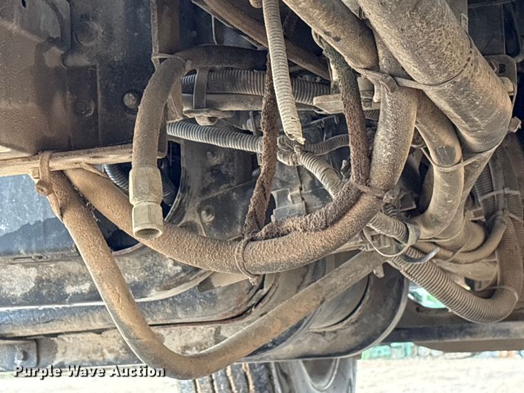 image for item EU0563 2011 Ford F-750 grapple truck