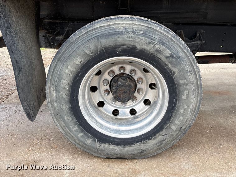 image for item EU0563 2011 Ford F-750 grapple truck
