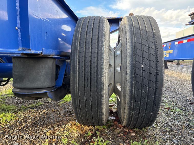 image for item EU8542 2013 Reinke container trailer