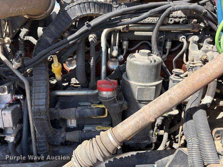 image for item EU8655 2015 Kenworth T880 semi truck